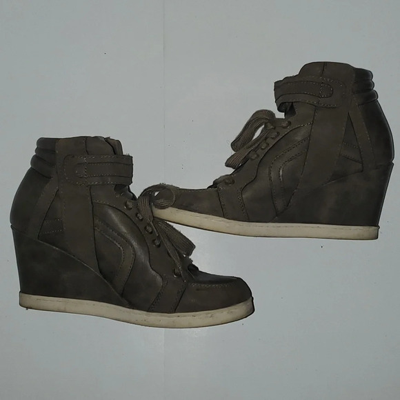 CANDIES Womens BOOTS Booties SIZE 9.5 M Brown Leather Suede Wedge Ankle - Picture 10 of 11